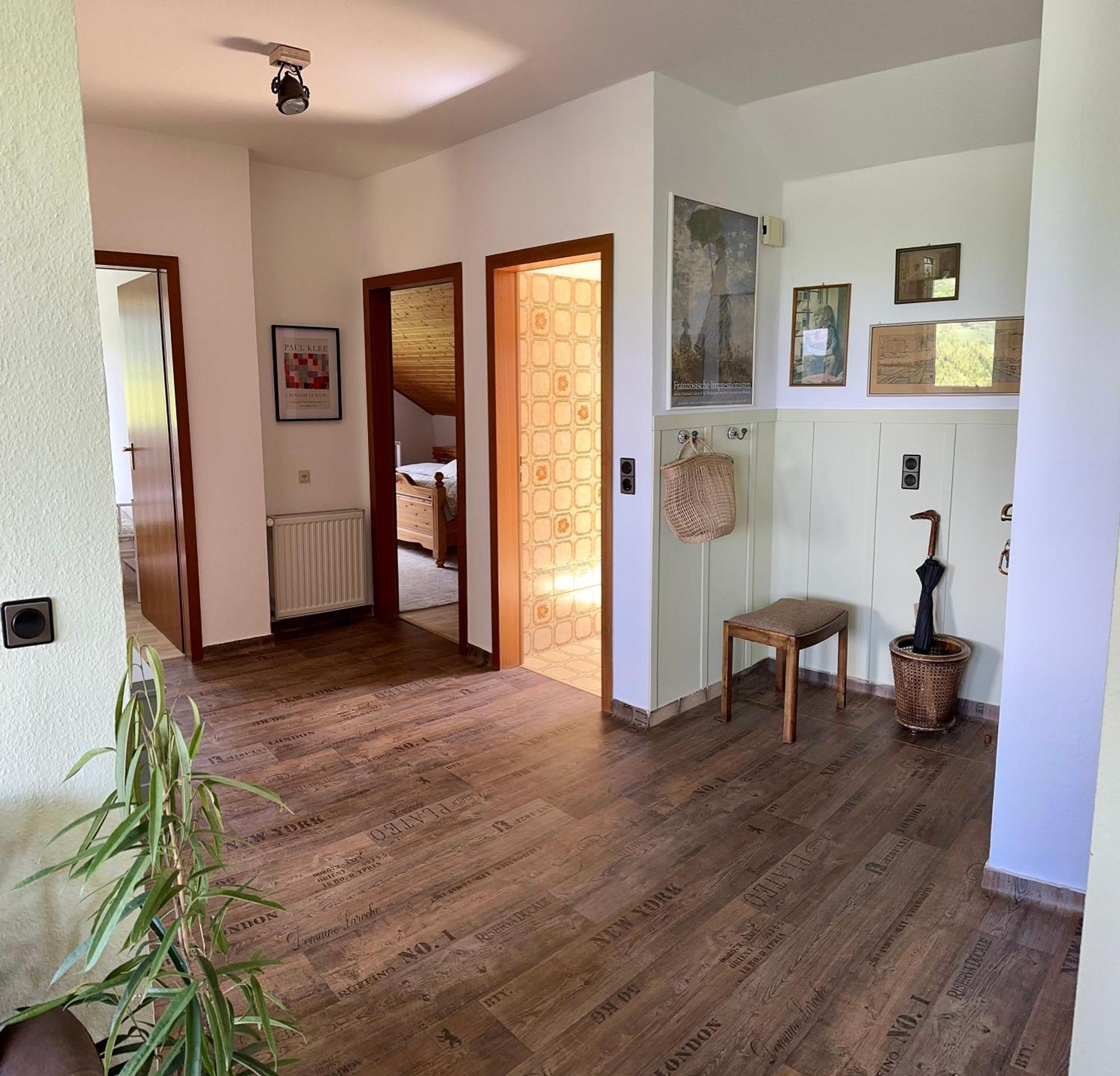 Gemuetliche Wohnung In Winterberg Luaran gambar